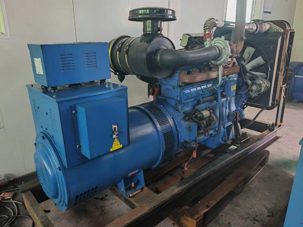 平果100kW柴油发电机组使用多级机油有哪些优缺点？
